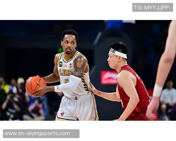 布朗砍下30分9助攻广厦轻取辽宁总分领先2比0